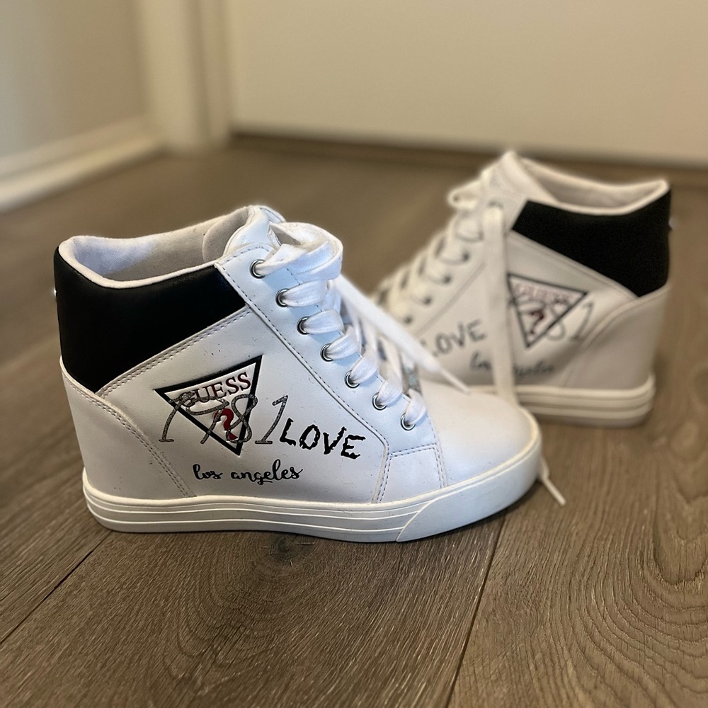 GUESS High Top 1981 Love Los Angeles Hidden Heel Sneakers